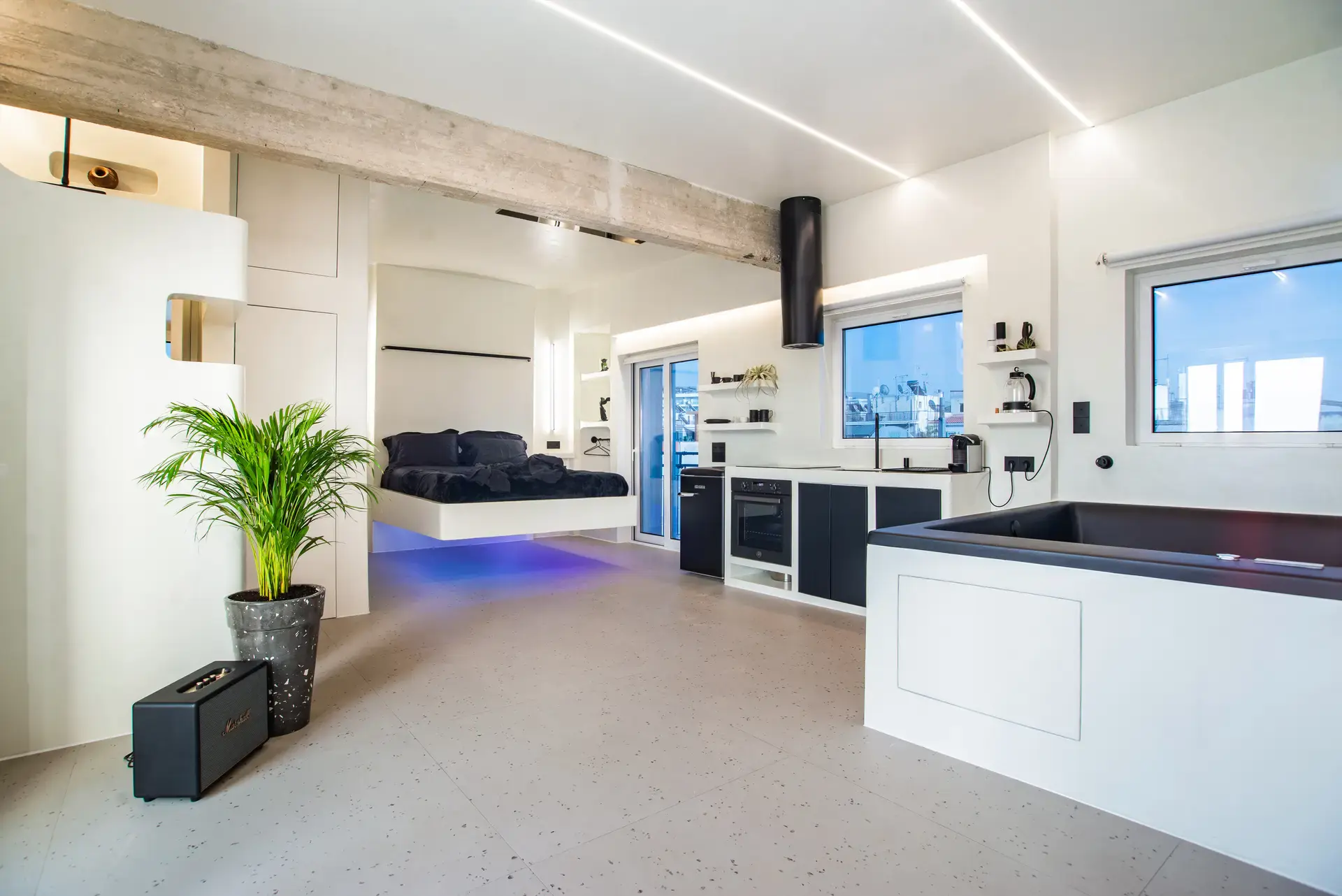 PENTHOUSE METAXOURGEIO