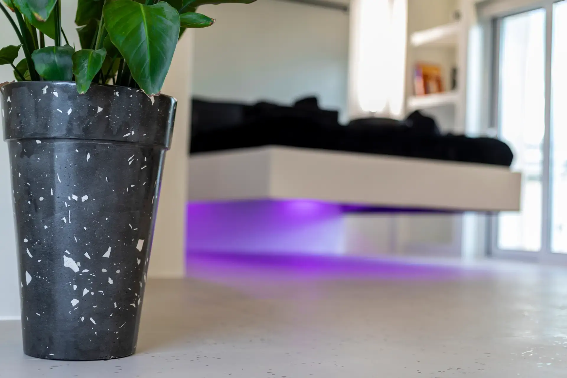 PENTHOUSE METAXOURGEIO — interior