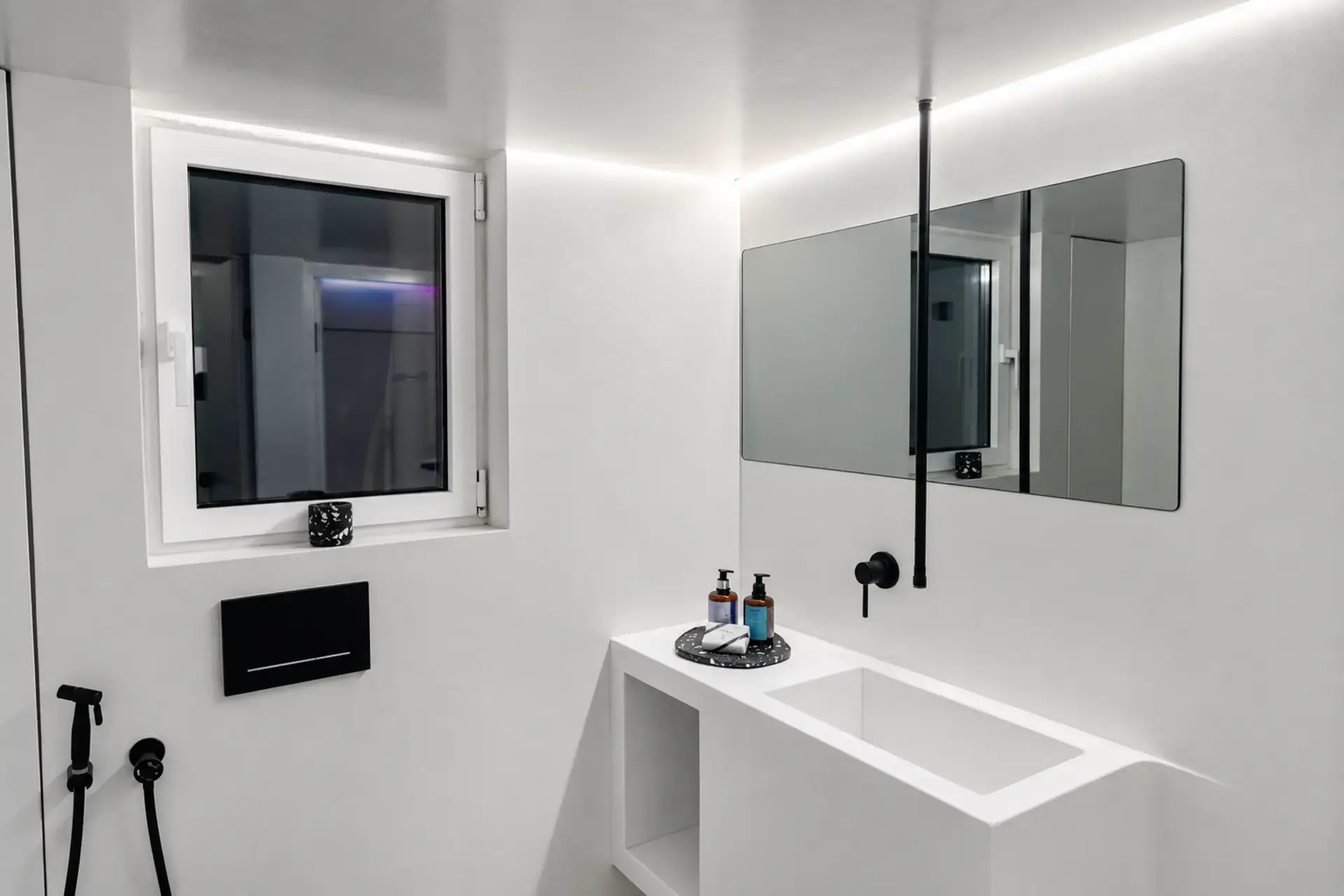 PENTHOUSE METAXOURGEIO — photo 11